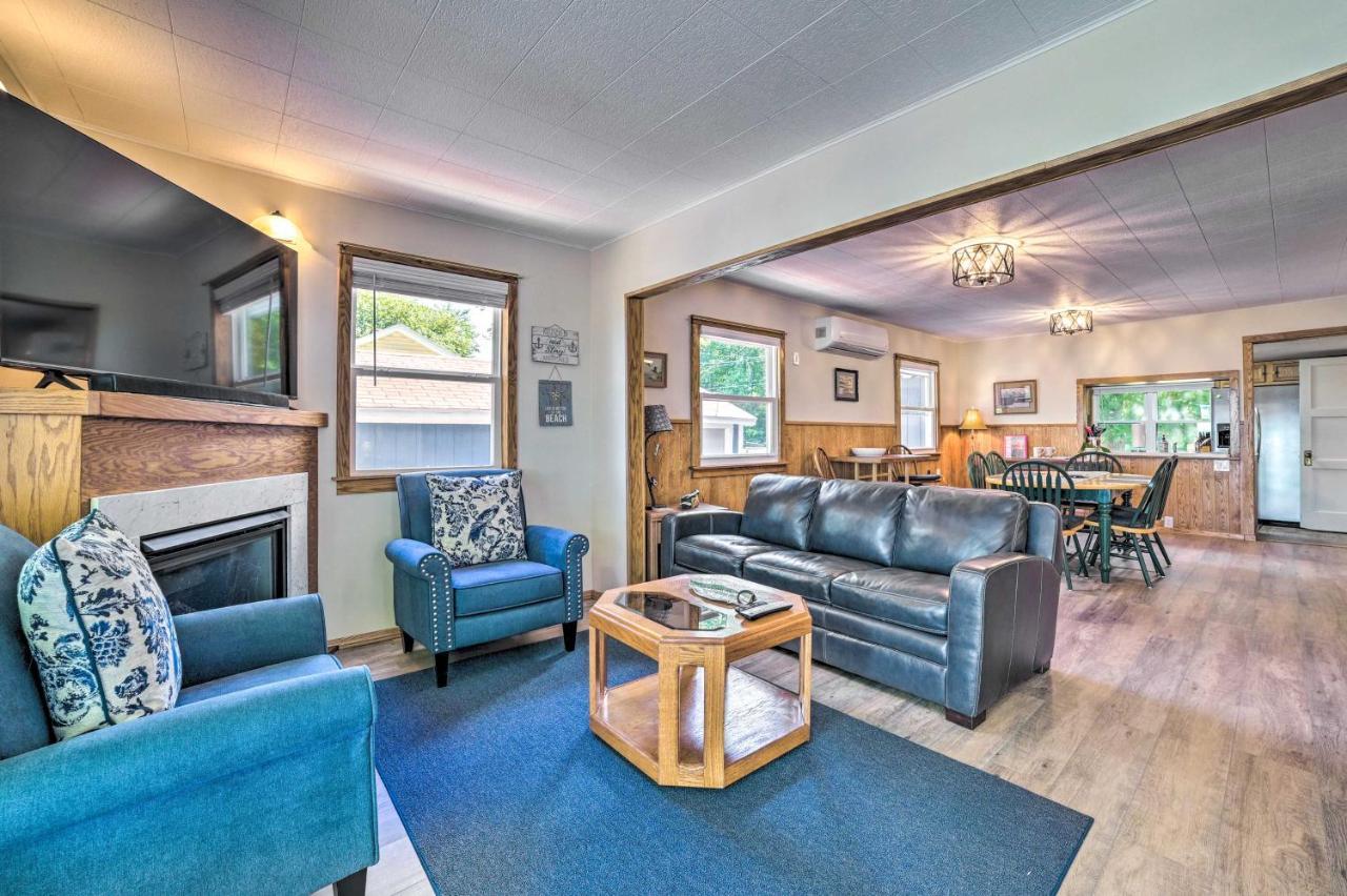 East Tawas Lakefront Getaway With Kayaks And Deck Ngoại thất bức ảnh